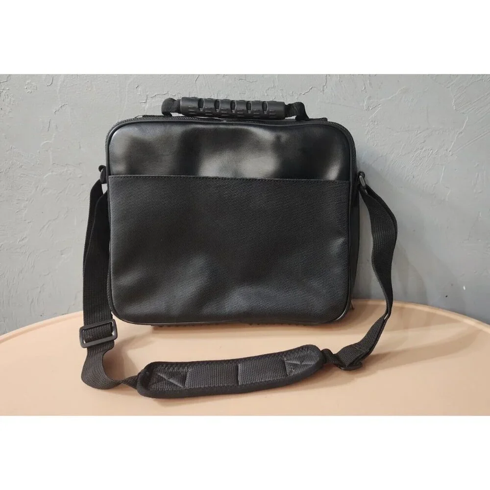 Init Portable DVD Player Black Bag with CD Pockets& Storage 11'' in‎